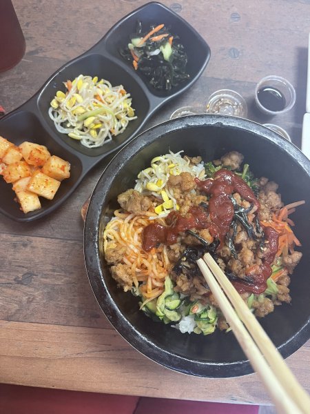 Hot stone bibimbap
