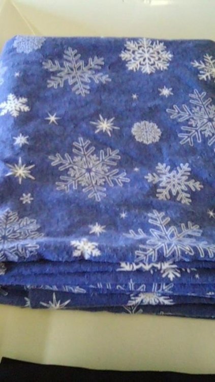 Snow Flakes 00 Bed Sheets.jpg