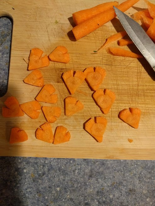 heart carrots