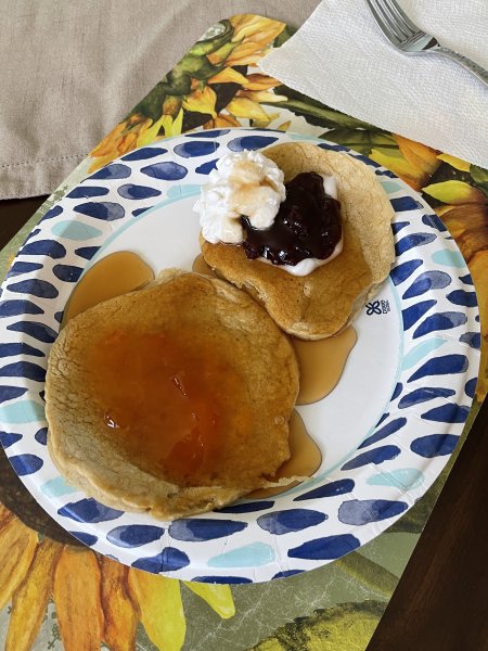 Dad made breakfast yesterday !