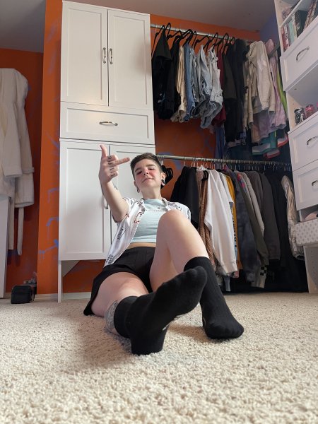 🖕🏻